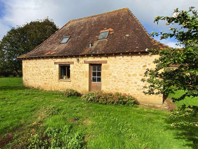 Maison à LANOUAILLE