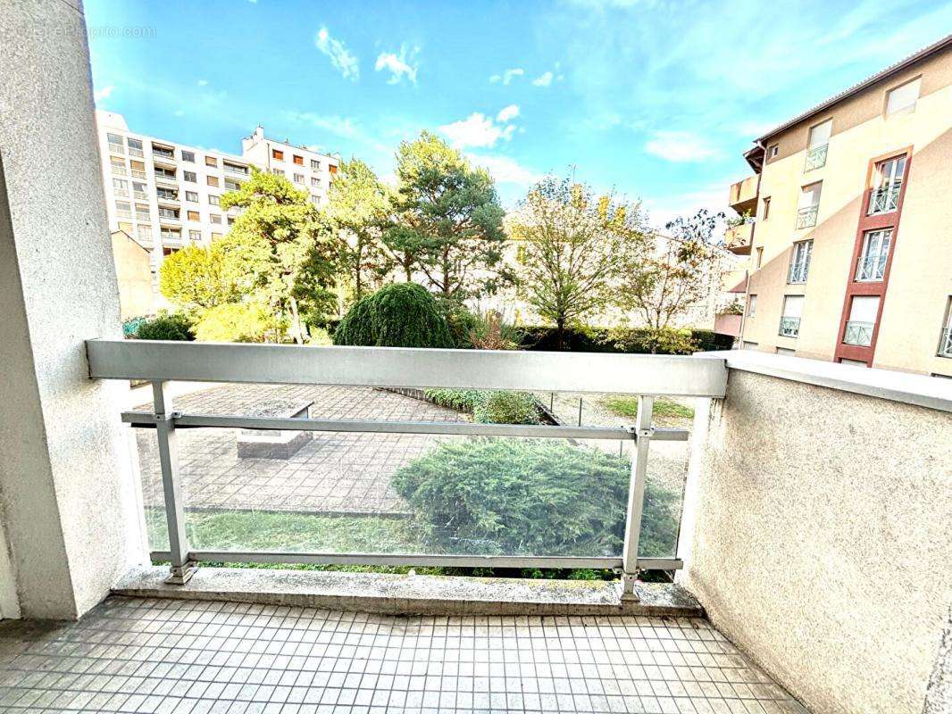 Appartement à LYON-3E