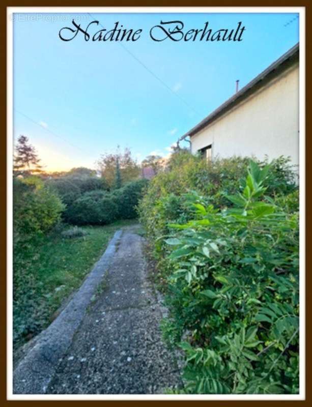 Maison à CHALETTE-SUR-LOING