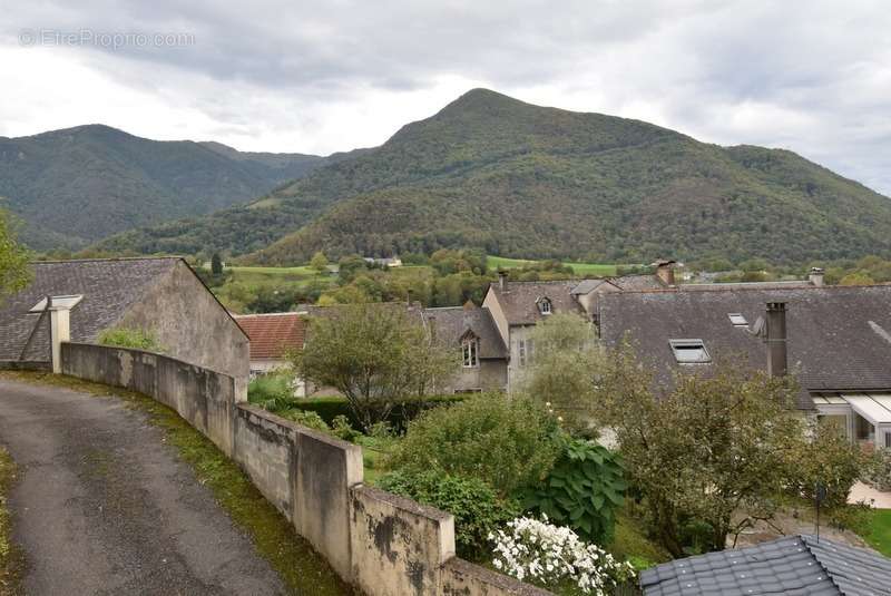 Maison à SAINT-PE-DE-BIGORRE