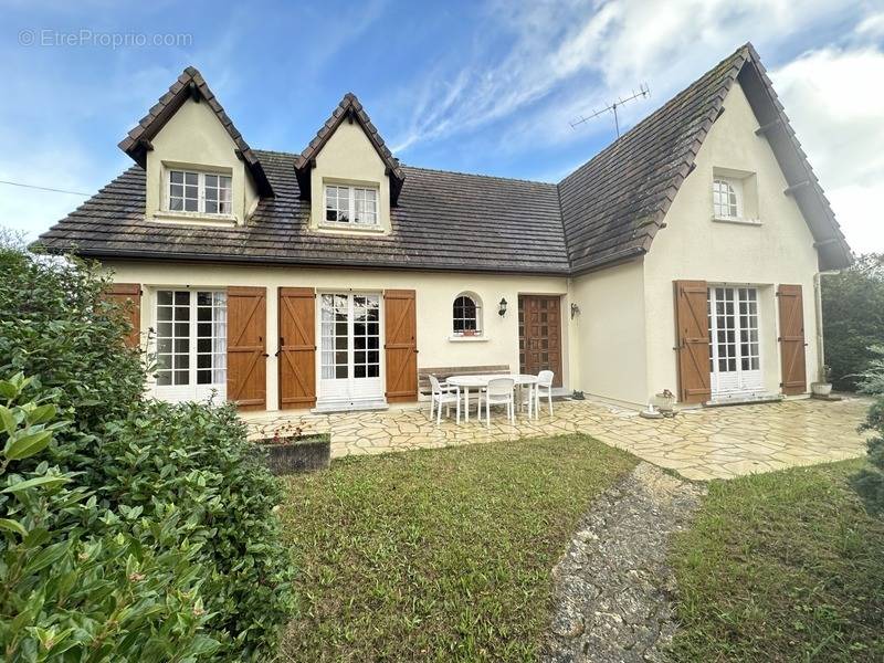 Maison à SAINT-GERMAIN-LE-GAILLARD