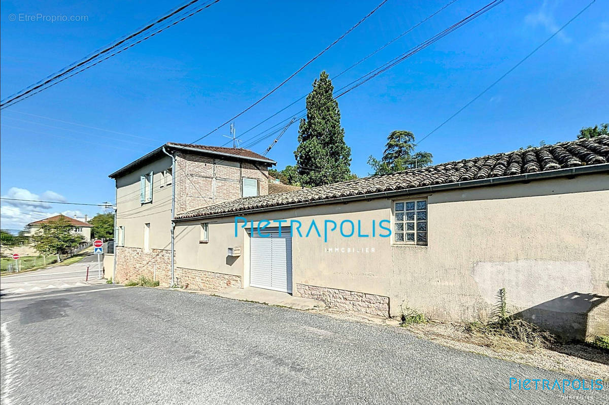 Maison à REPLONGES