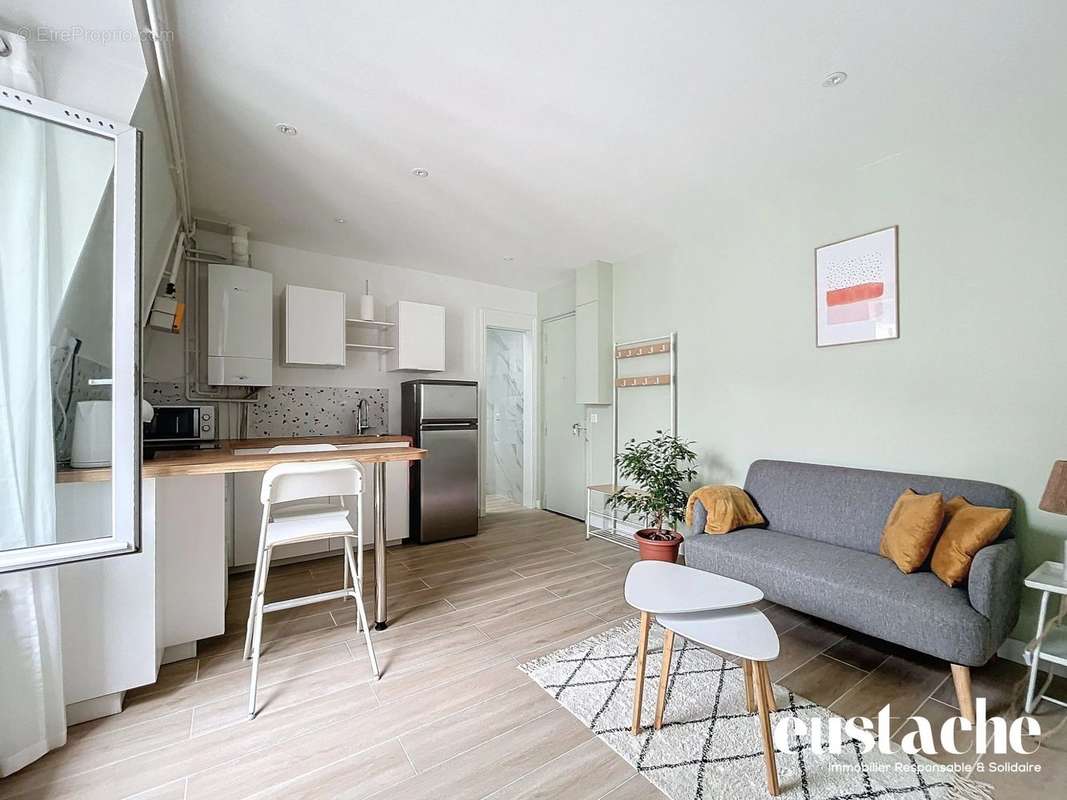 Appartement à PARIS-11E