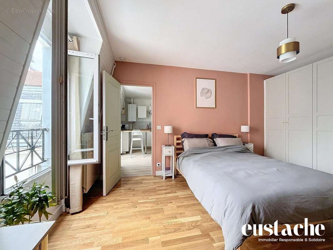 Appartement à PARIS-11E