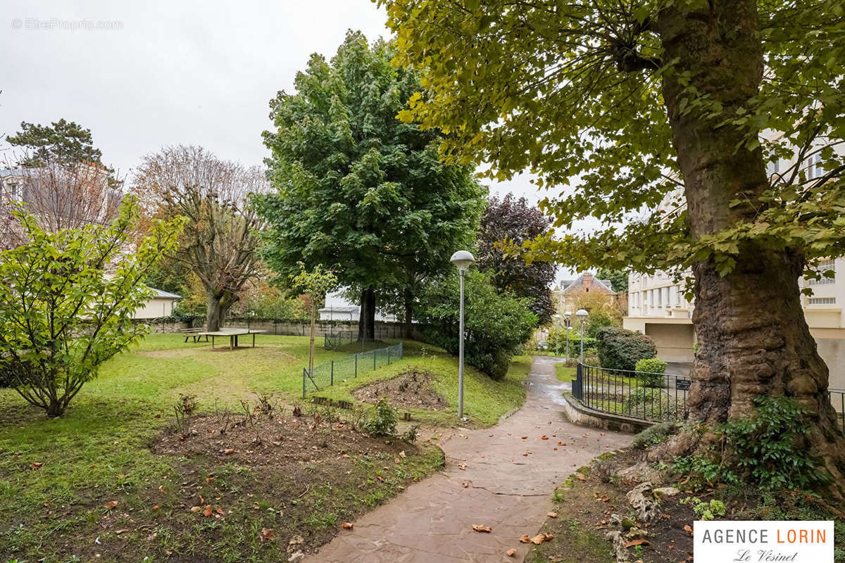 Appartement à LE VESINET