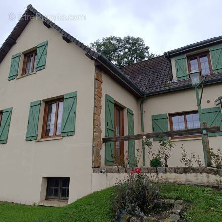 Maison à HUCHENNEVILLE