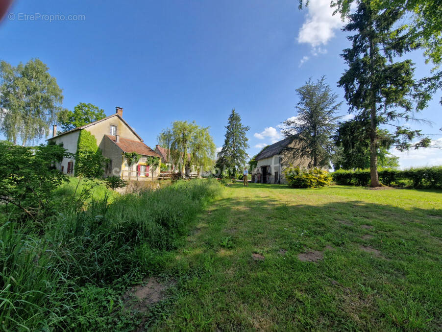 Maison à BOURBON-L&#039;ARCHAMBAULT