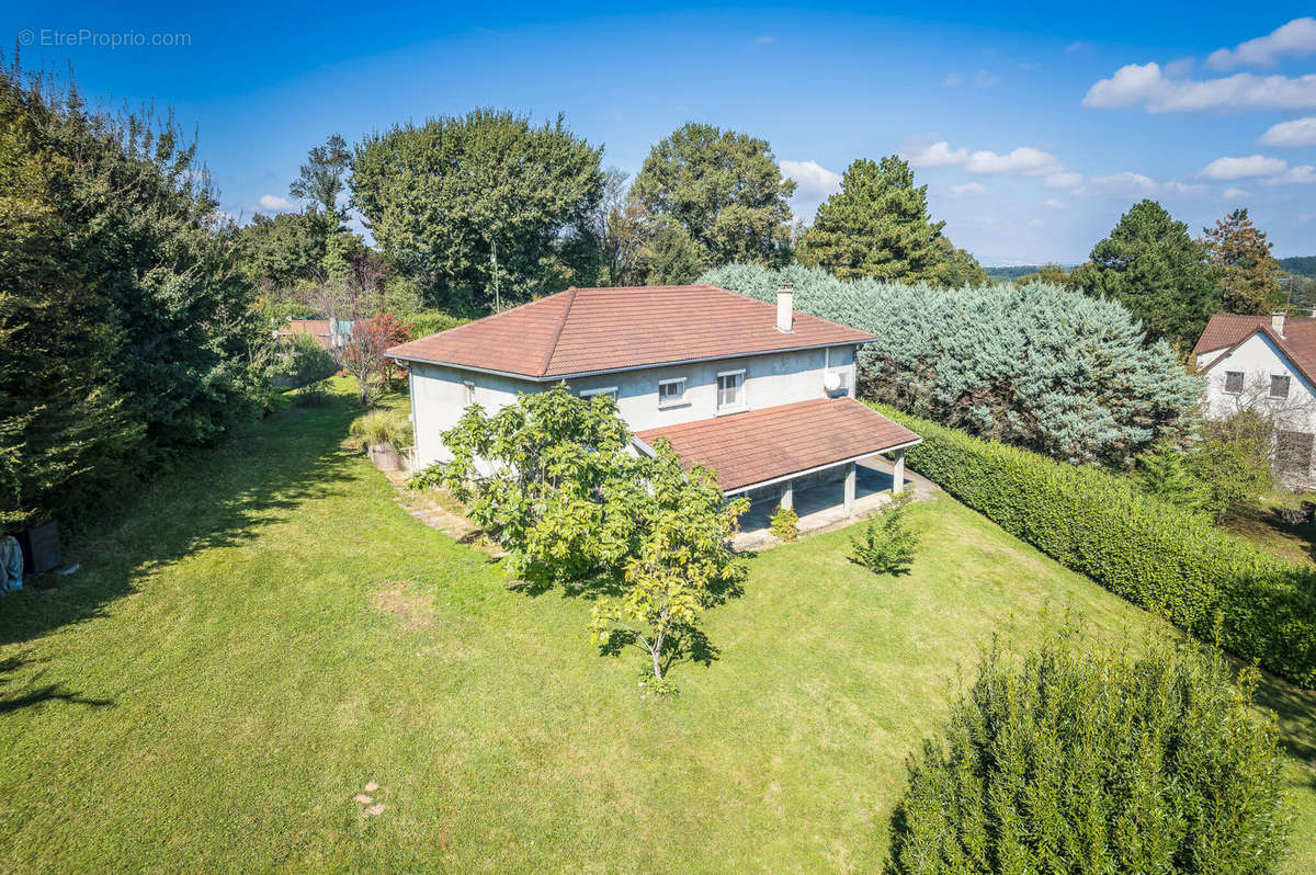 Maison à CHAPONNAY