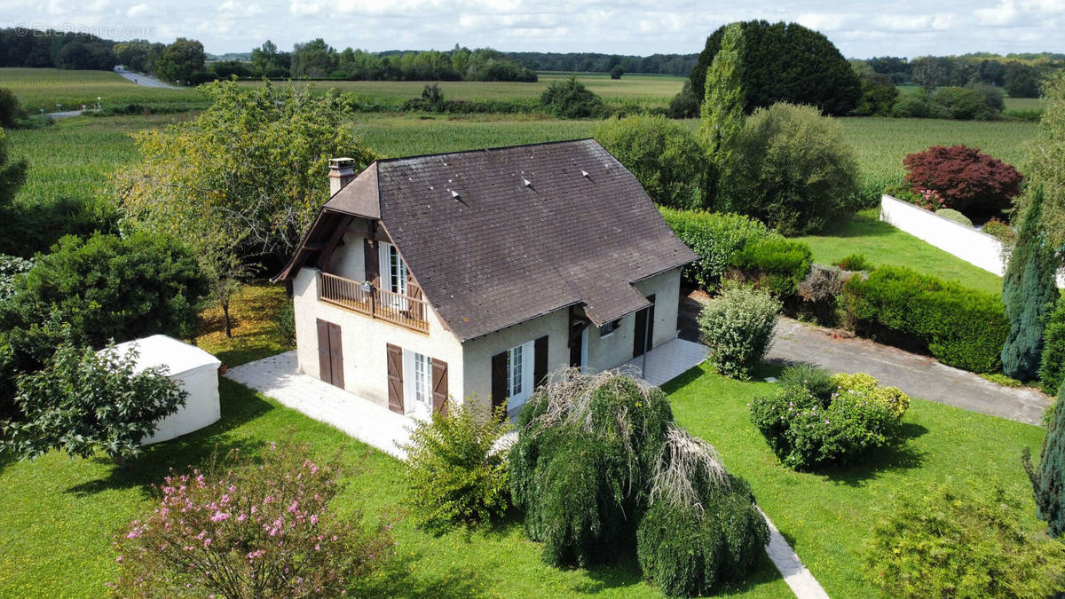 Maison à LONS