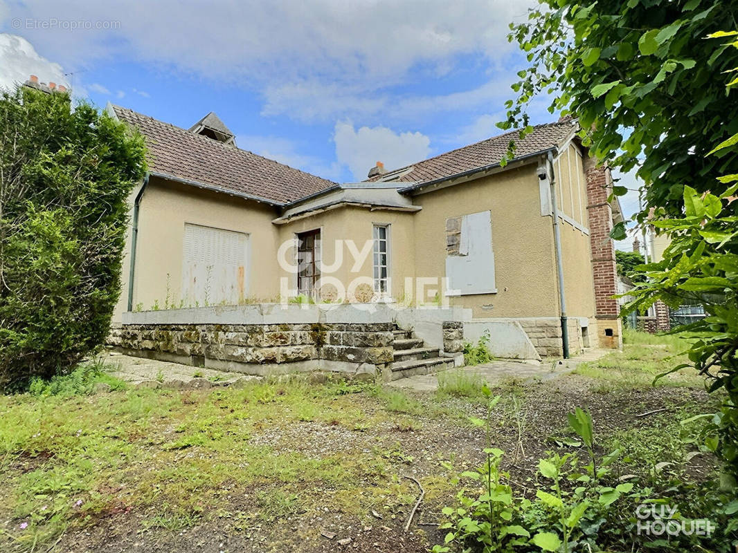 Maison à CHANTILLY