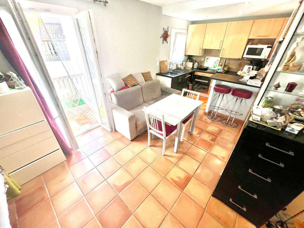 Appartement à MOUGINS