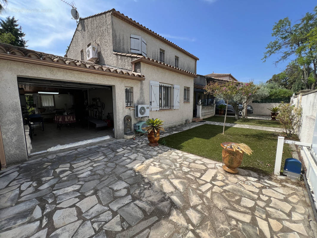 Maison à NIMES