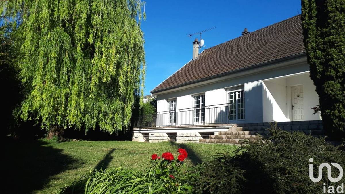 Photo 1 - Maison à LIZY-SUR-OURCQ