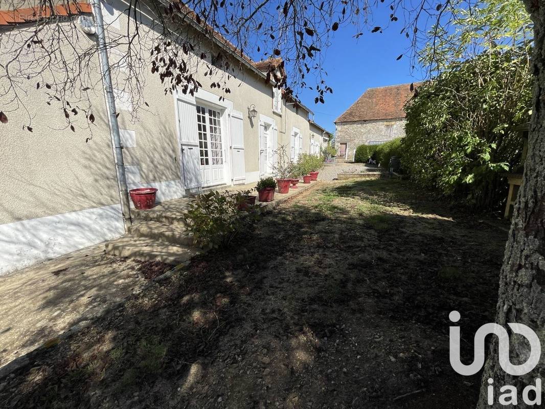 Photo 1 - Maison à BRIGUEIL-LE-CHANTRE