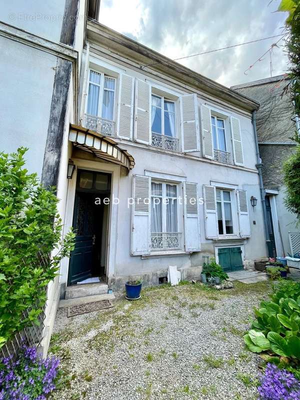 Maison à TROYES