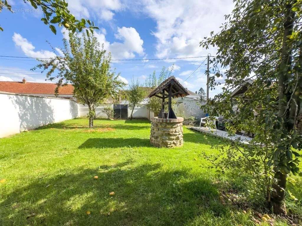 Maison à LIZY-SUR-OURCQ