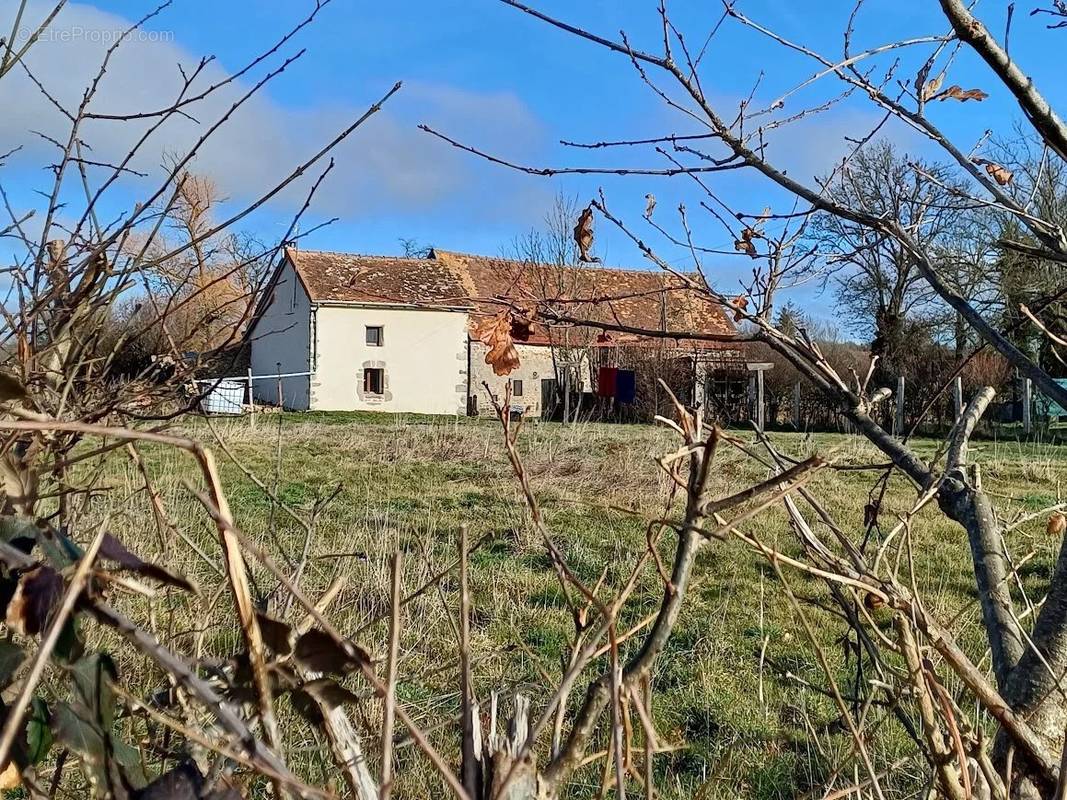 Maison à CHENERAILLES