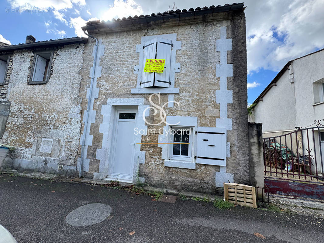 Maison à JARNAC