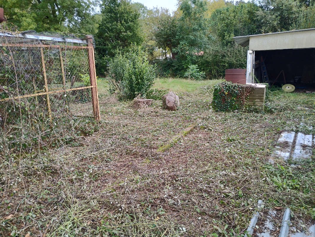 Terrain à L&#039;HERBERGEMENT