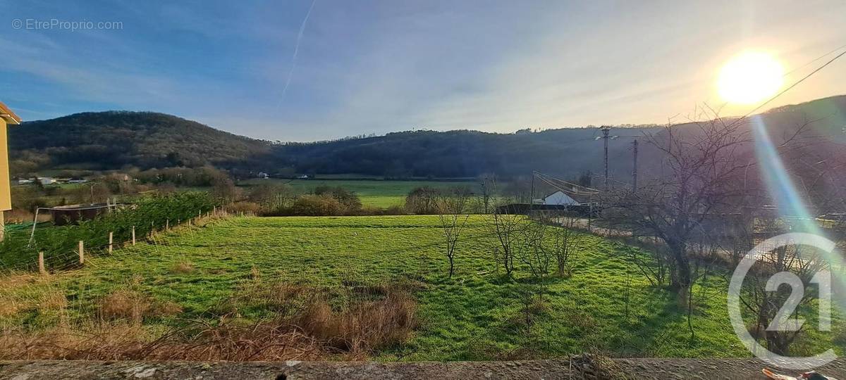 Terrain à LE CREUSOT