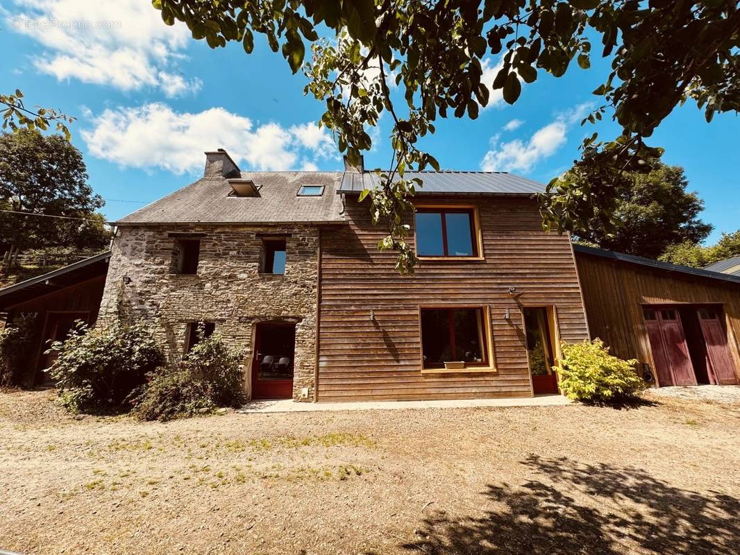 Maison à LE BENY-BOCAGE