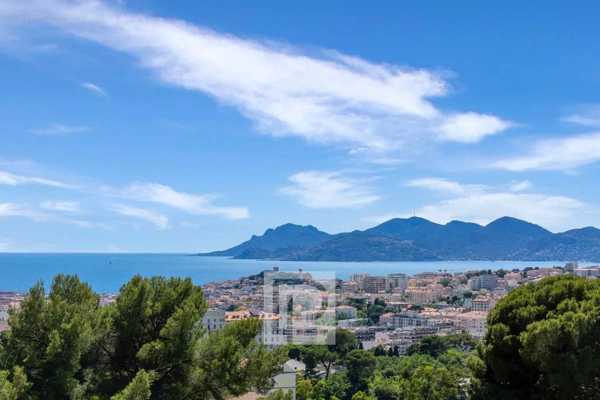 Maison à CANNES