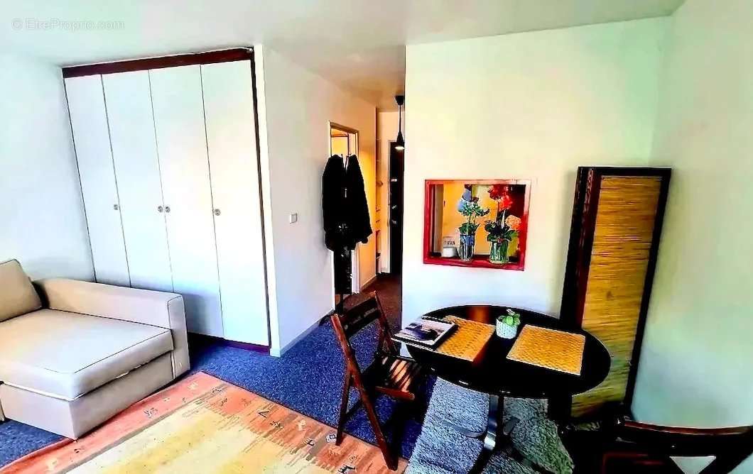 Appartement à PARIS-10E