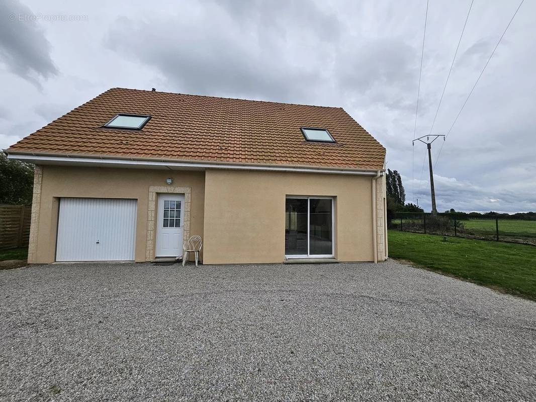 Maison à VILLEZ-SUR-LE-NEUBOURG