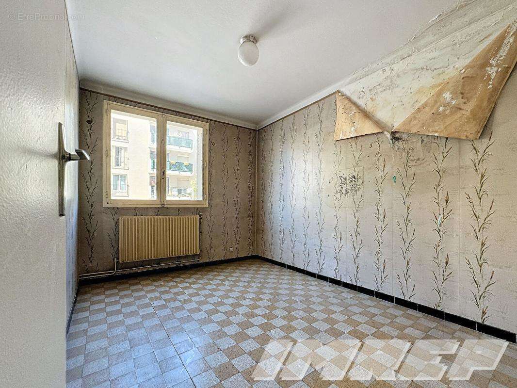 Appartement à MARSEILLE-9E