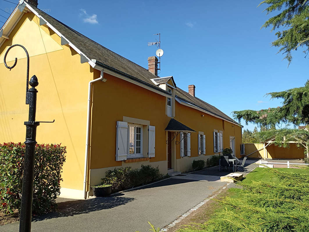 Maison à CHARTRES