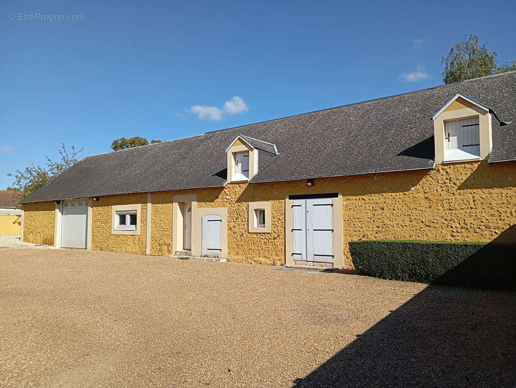 Maison à CHARTRES