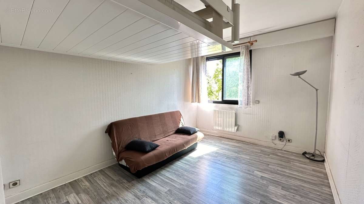 Appartement à SURESNES