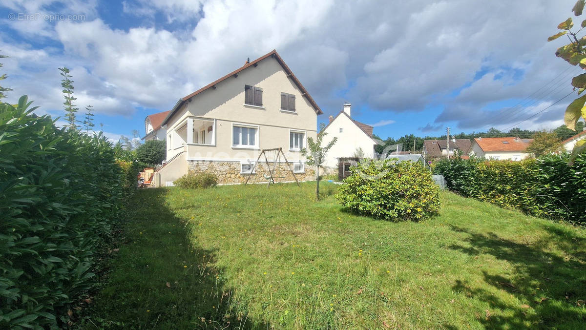 Maison à SACLAY