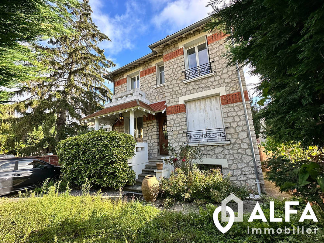 Maison à ENGHIEN-LES-BAINS