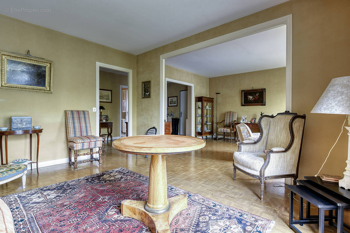 Appartement à VERSAILLES