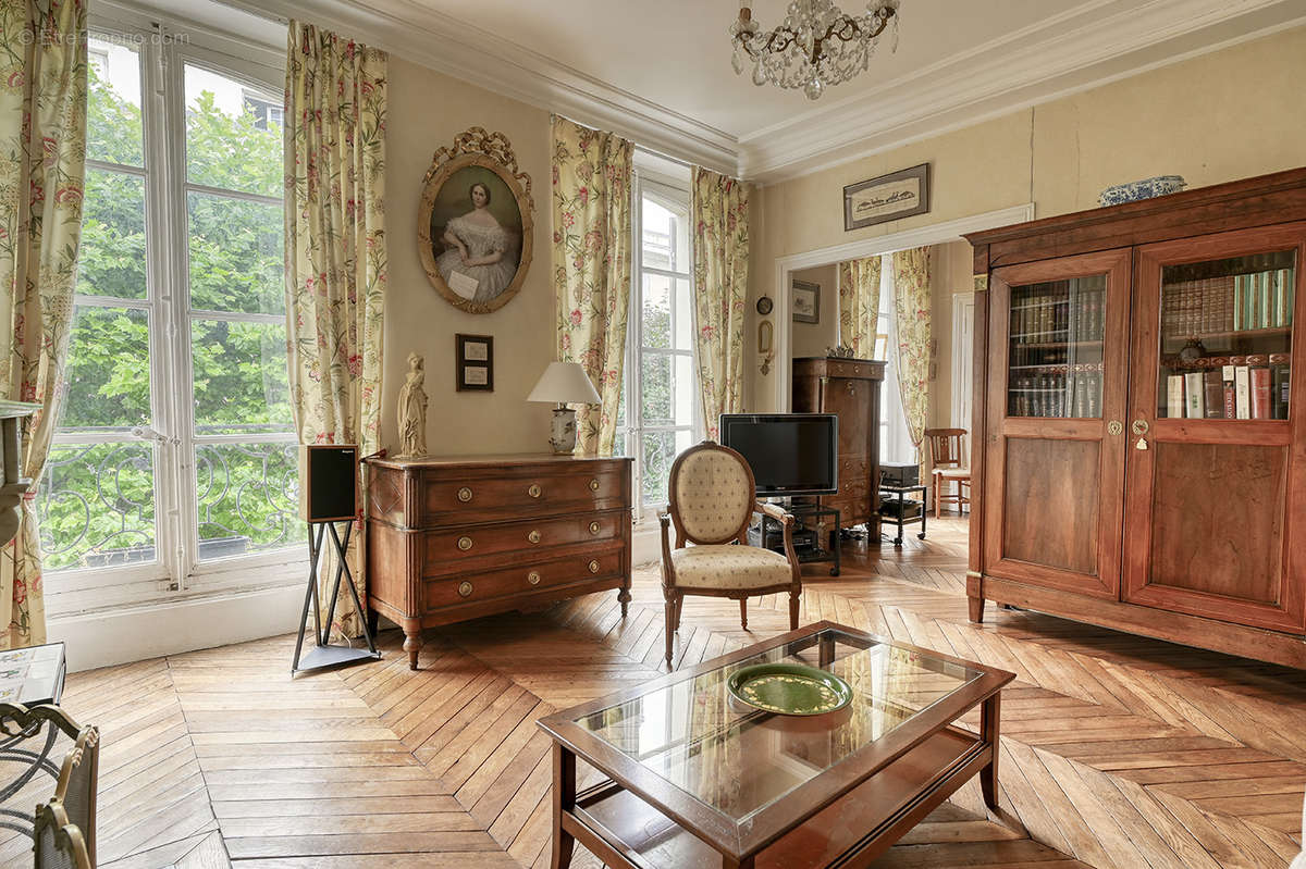 Appartement à VERSAILLES