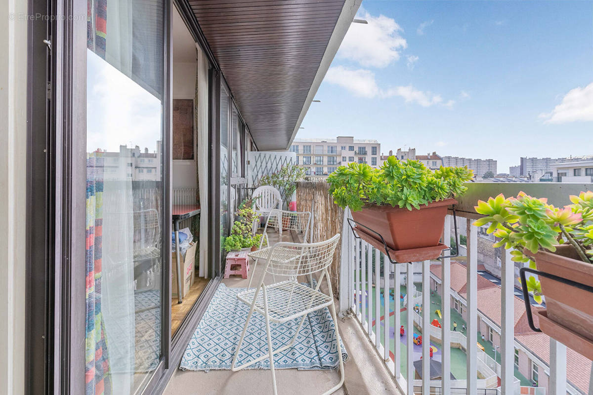 Appartement à PARIS-15E