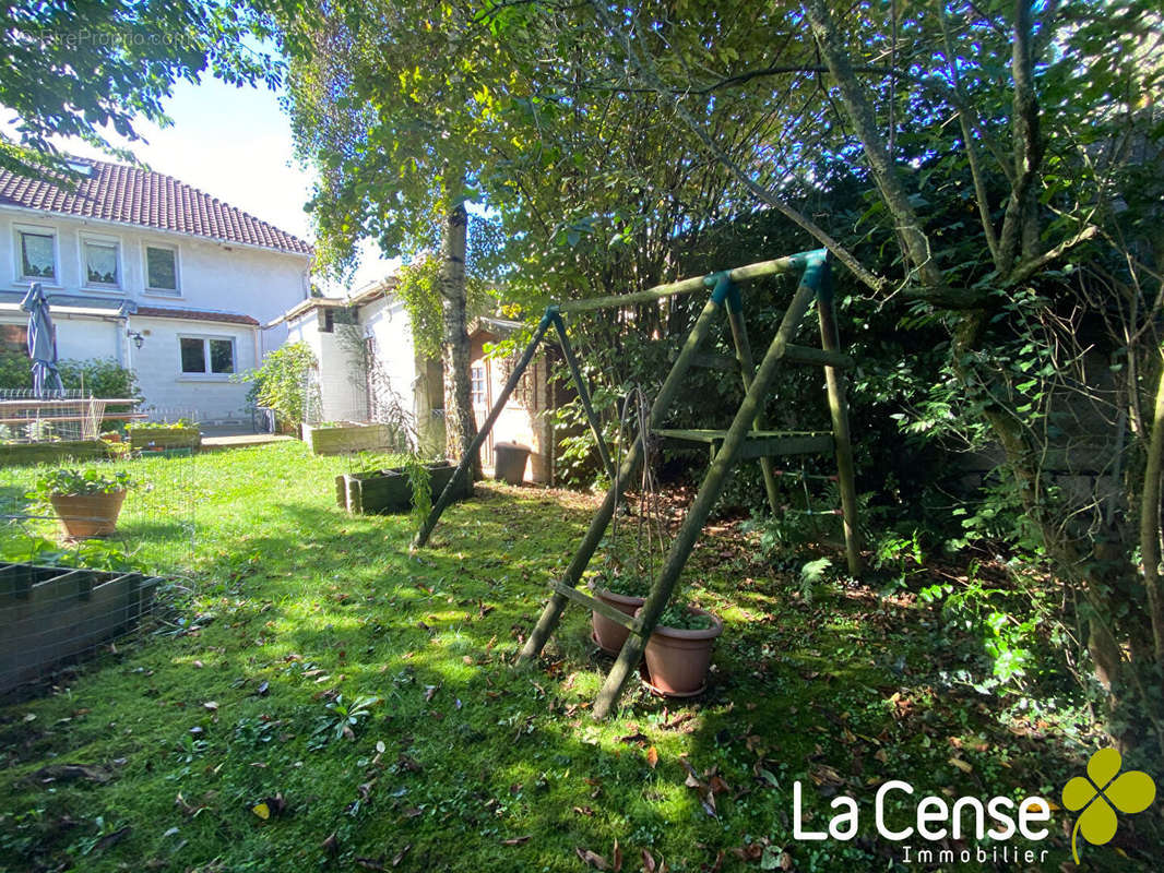 Maison à FOREST-SUR-MARQUE