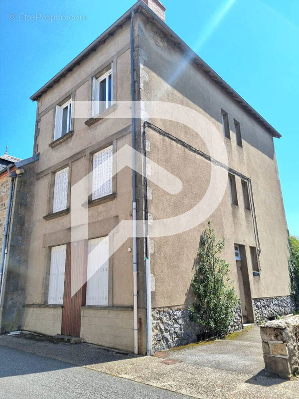 Appartement à SAINT-GERVAIS-D&#039;AUVERGNE