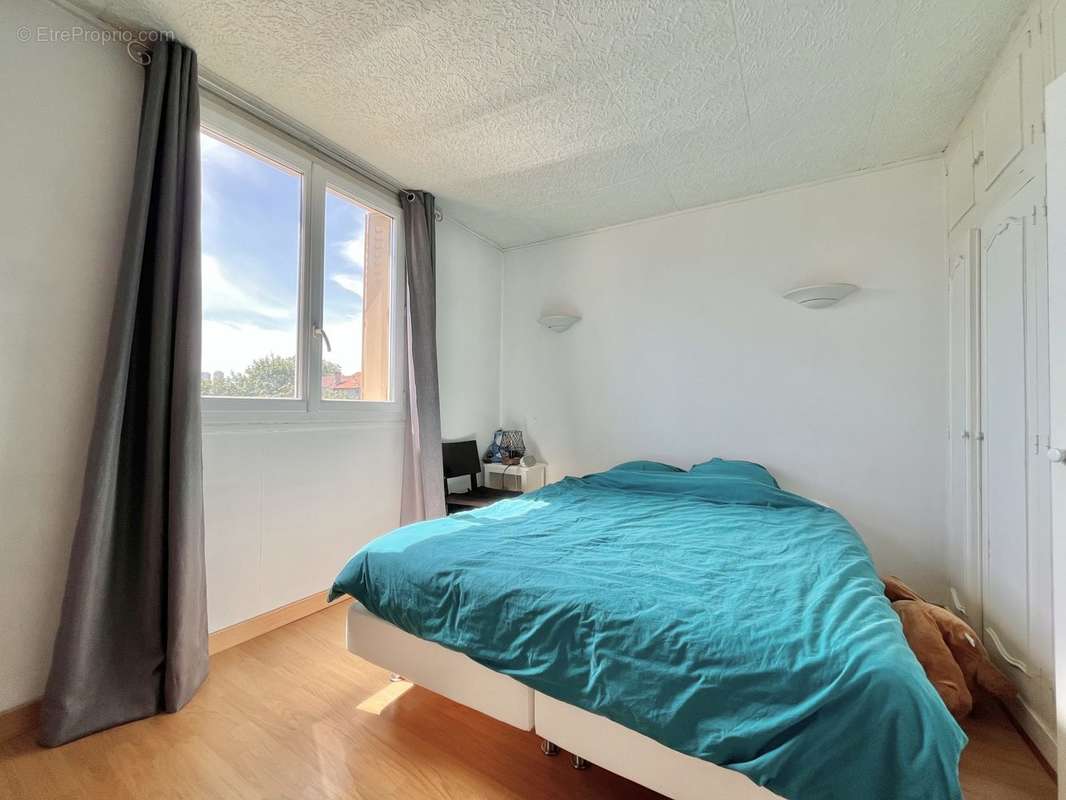 Appartement à ROSNY-SOUS-BOIS