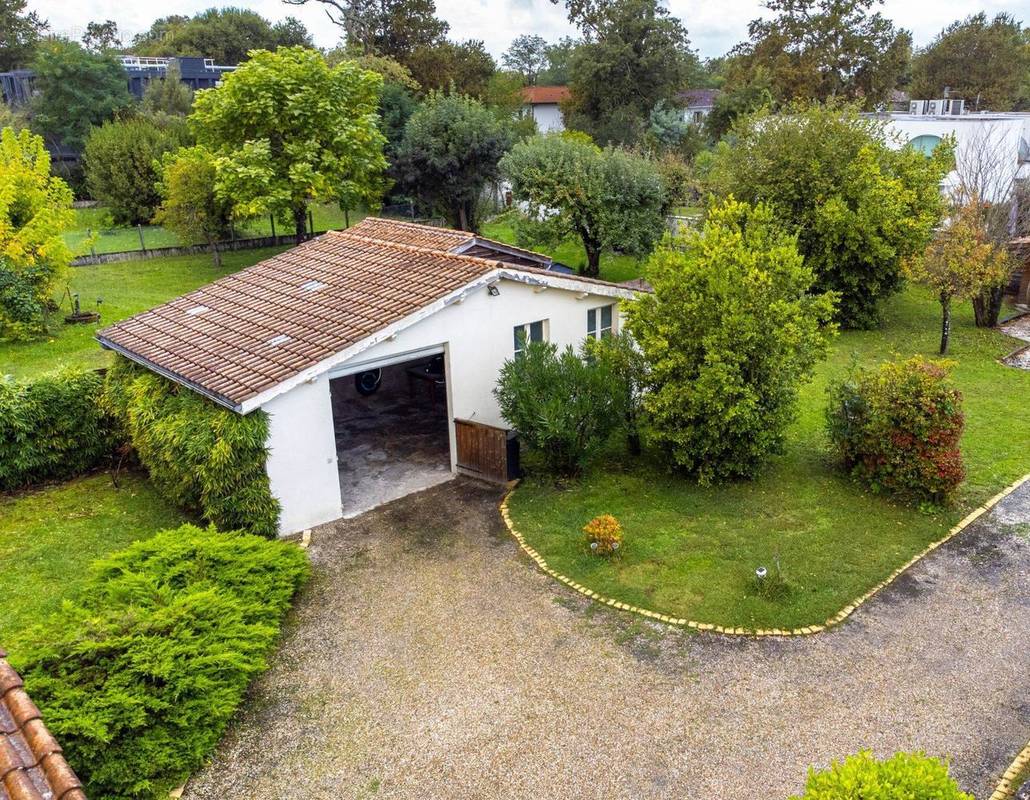 Maison à PESSAC