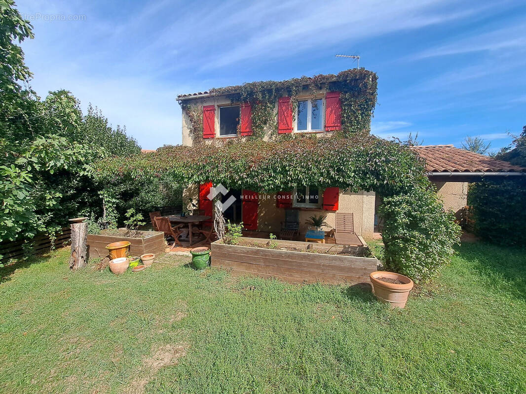 Maison à POURCIEUX