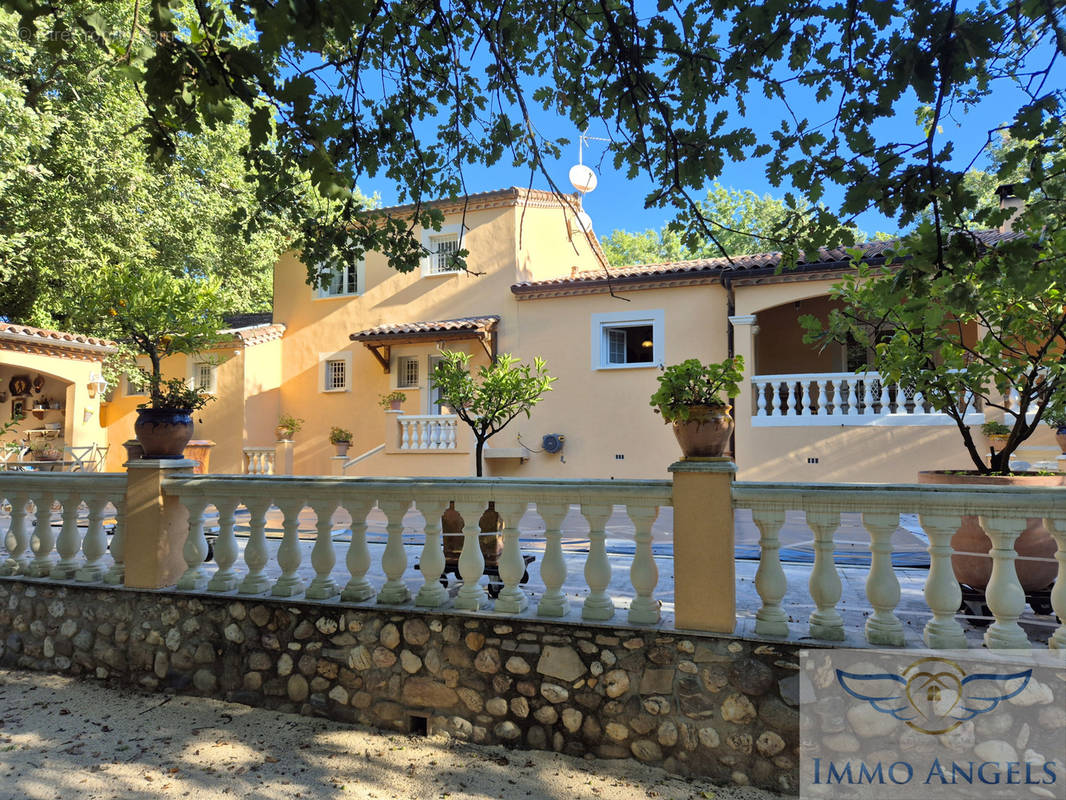 Maison à RIBAUTE-LES-TAVERNES