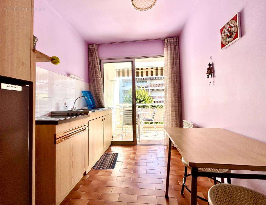 Appartement à LE CANNET