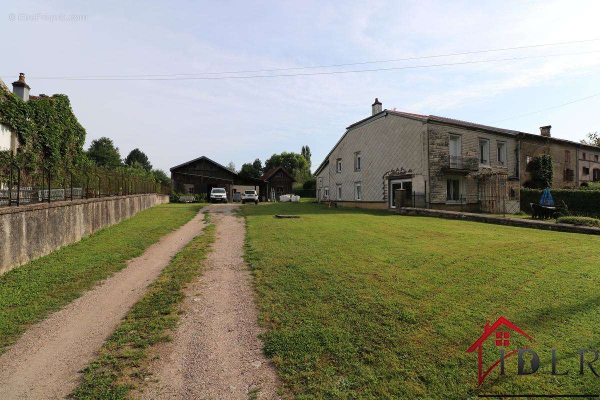 Maison à GIRECOURT-SUR-DURBION