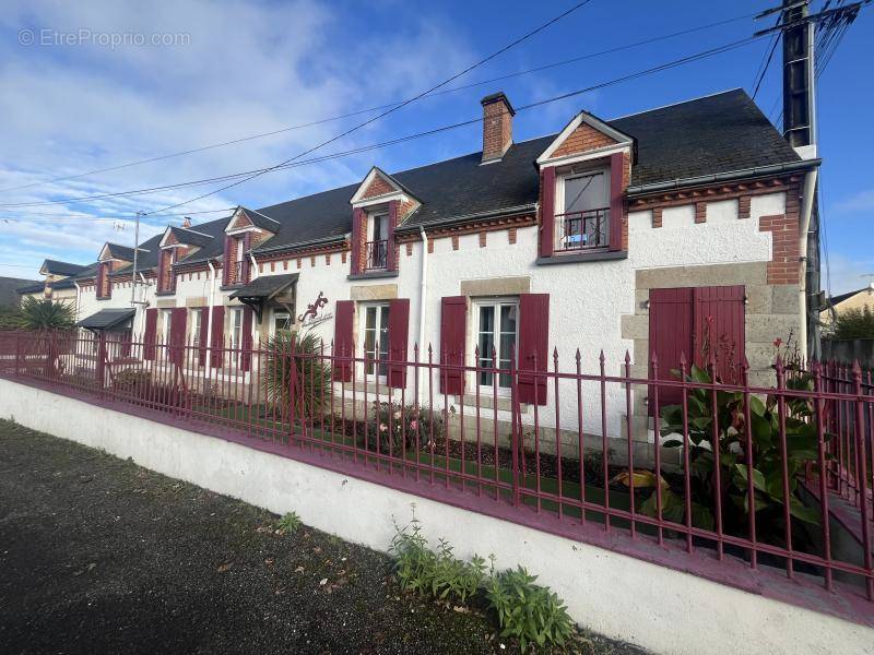 Maison à SAINT-MARTIN-D&#039;ABBAT