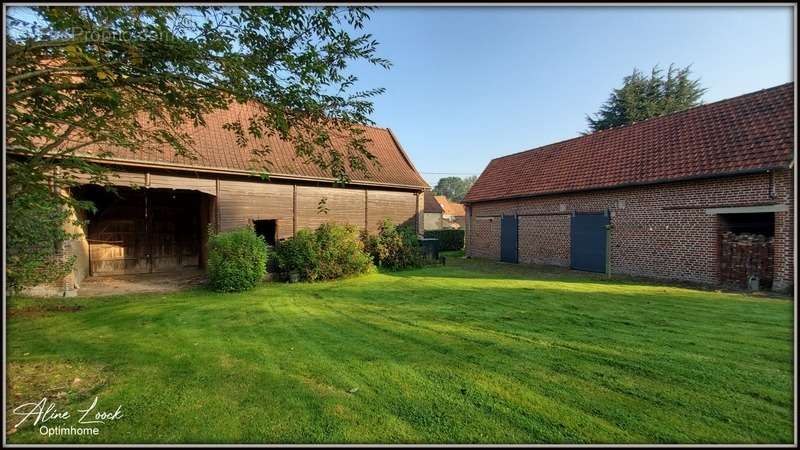 Maison à IZEL-LES-HAMEAUX