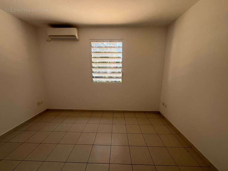 Appartement à KOUROU