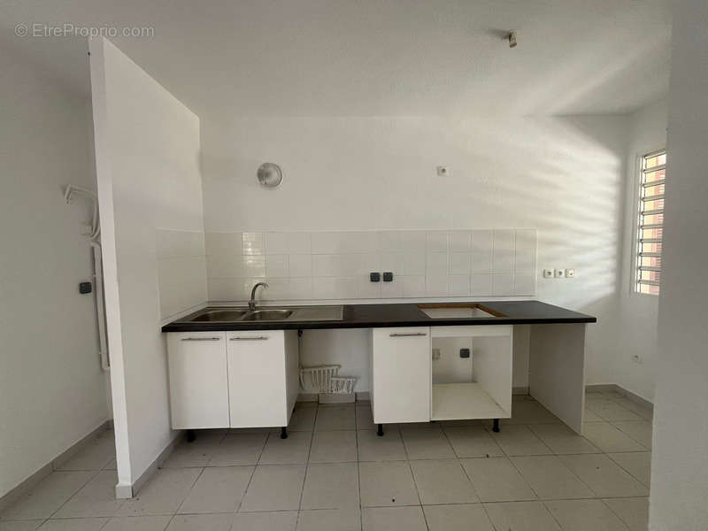 Appartement à KOUROU