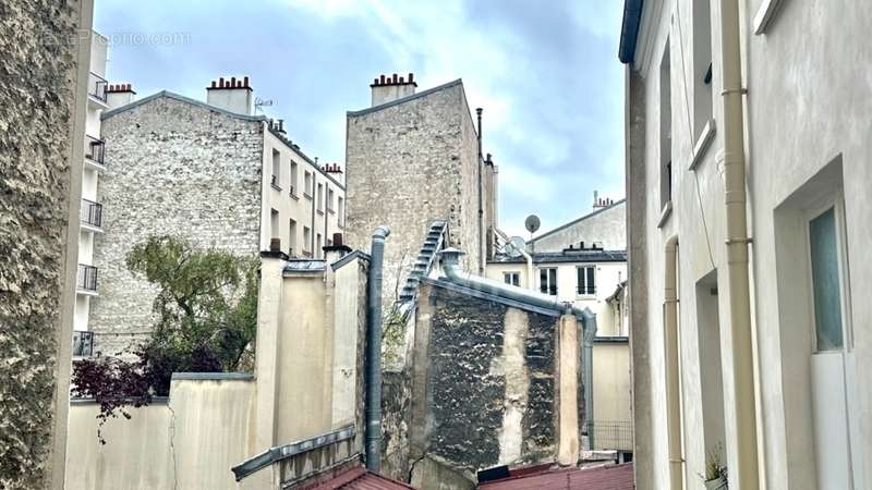 Appartement à PARIS-11E